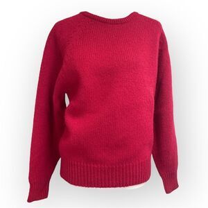 Vintage L.L. Bean Women’s red 100% wool knit crewneck sweater, large. Pullover